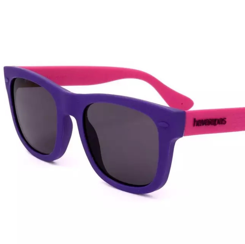 Host Pick! Havaianas Paraty Small Sunglasses